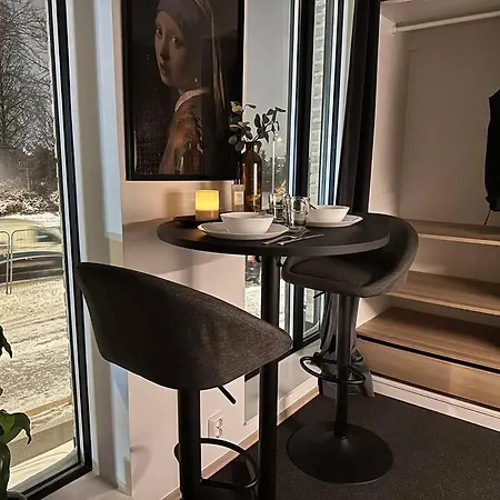 Rykende Fersk Og Stilig Leilighet Pa Loren!